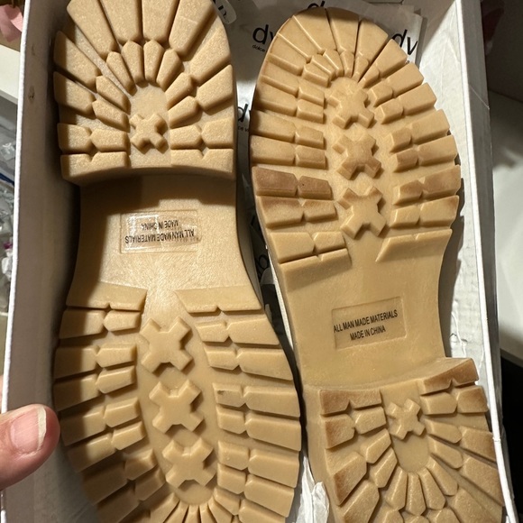 DV by Dolce Vita Beige Loafers - Picture 6 of 6